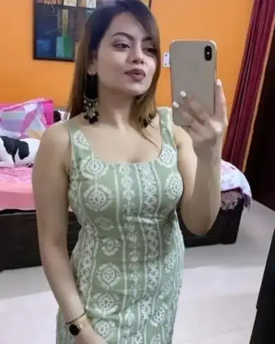 Call Girl in Daba Gardens